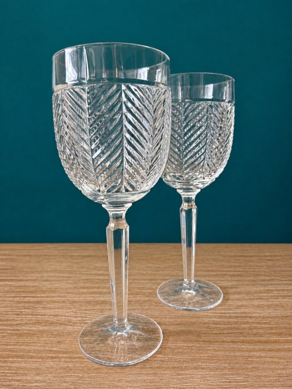 Refined! Ralph Lauren Crystal Herringbone Wine Glass Set of 4 - RARE! - Picture 2 of 4